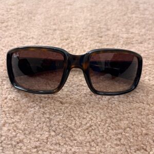 Ray-Ban Rectangular Tortoise Sunglasses— LIKE NEW